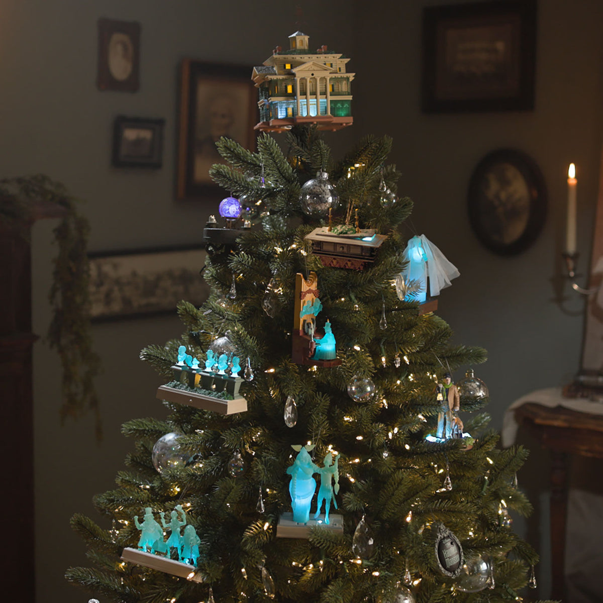 Disney The Haunted Mansion Collection The Opera Singers Ornament With Light and Sound